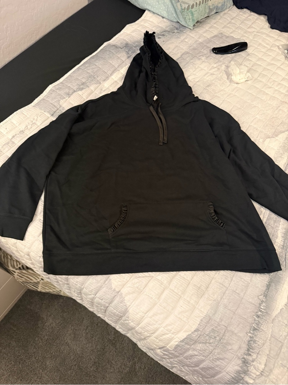 New!! Belle Isle by Torrid Black Hooded Pullover Sweatshirt